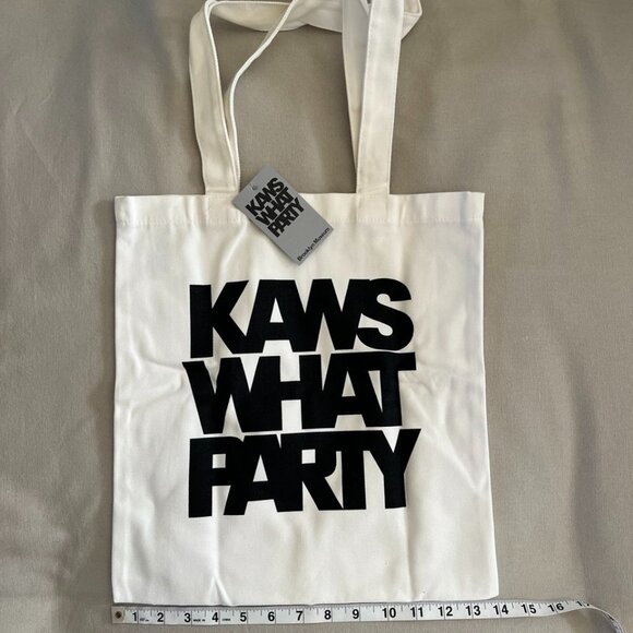 NEW KAWS What Party x Brooklyn Museum Tote and Pin - Picture 4 of 5